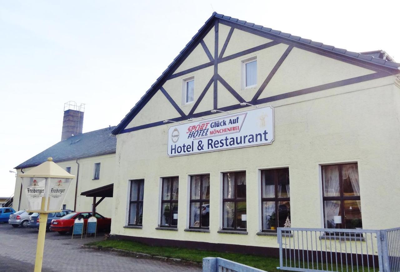 Sporthotel Glueck Auf Moenchenfrei Бранд-Эрбисдорф Экстерьер фото