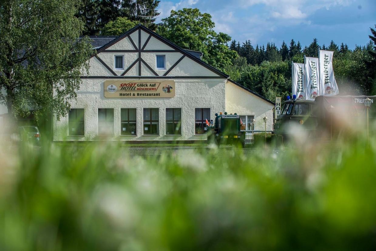 Sporthotel Glueck Auf Moenchenfrei Бранд-Эрбисдорф Экстерьер фото
