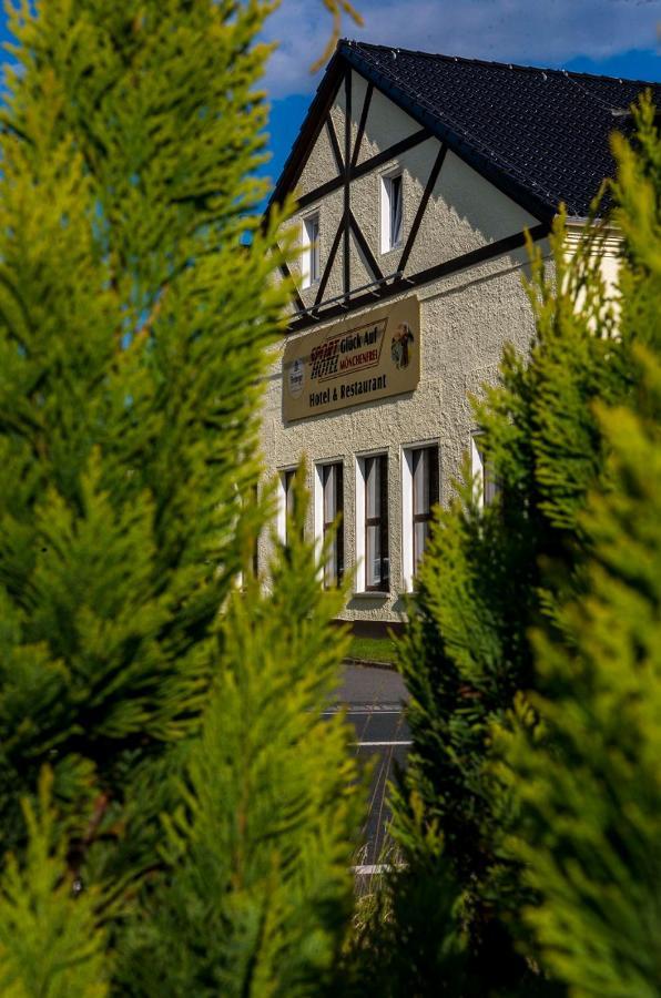 Sporthotel Glueck Auf Moenchenfrei Бранд-Эрбисдорф Экстерьер фото